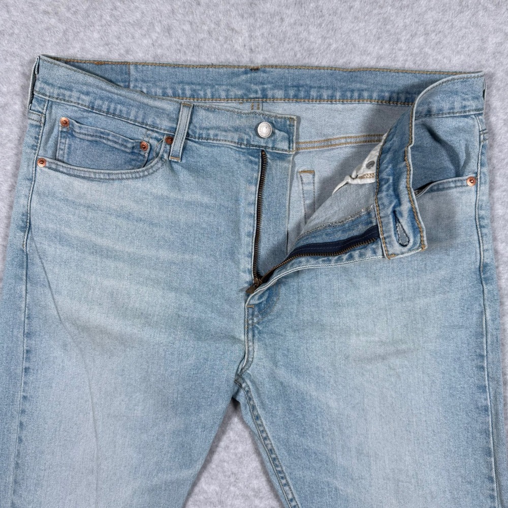 Levis 510 Mens Jeans Light Wash Blue Denim 36x30 (Fits 36x23) - Picture 2 of 12